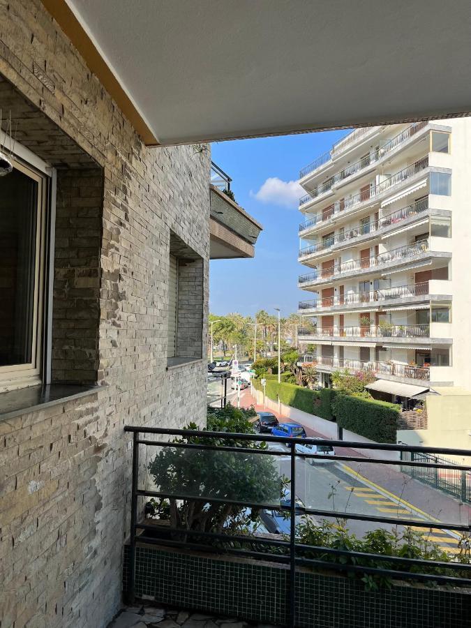 Palm Beach Studio Vue Port Canto Cannes Exterior photo